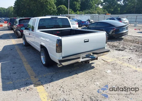 1996 GMC Sierra C1500 z USA, uszkodzony, nr VIN 2GTEC19R5T1557600